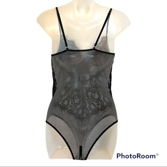 Women’s Black Lace & Fish Net Bodysuit - Picture 2 of 4